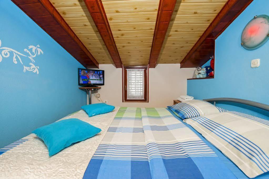 Apartment Orkic โรวีน ภายนอก รูปภาพ